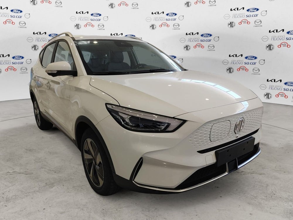 Mg ZS EV nuova a Vercelli