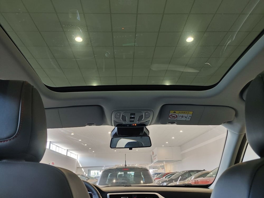 Mg ZS EV nuova a Vercelli (11)