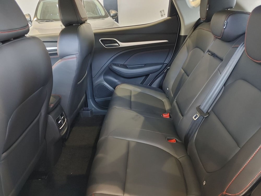 Mg ZS EV nuova a Vercelli (14)