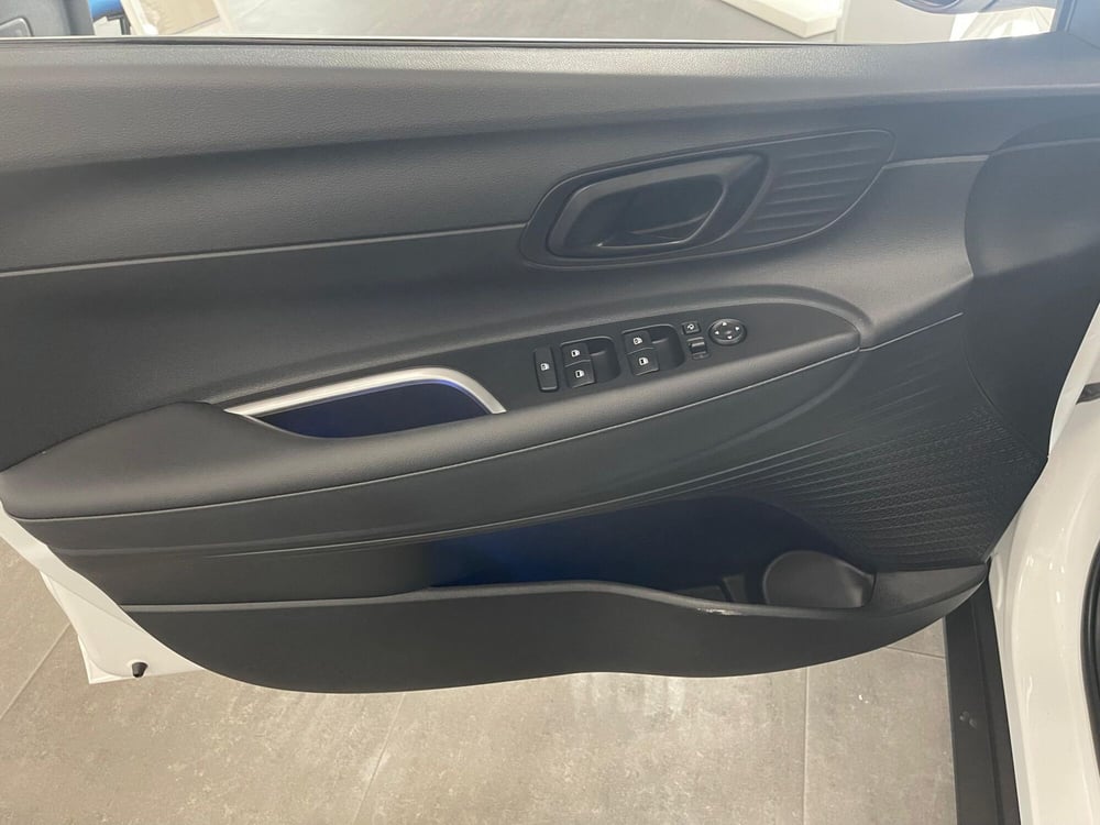 Hyundai Bayon nuova a Cremona (8)