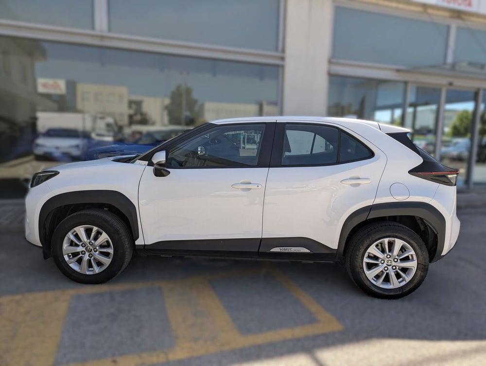Toyota Yaris Cross usata a Pescara (6)