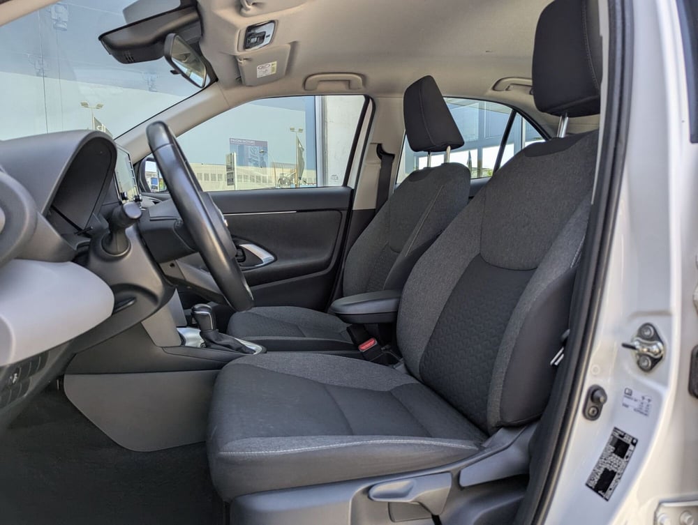 Toyota Yaris Cross usata a Pescara (8)
