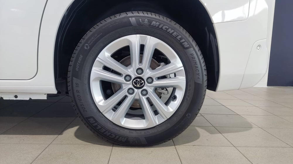 Toyota Proace City Verso Electric nuova a Vicenza (12)