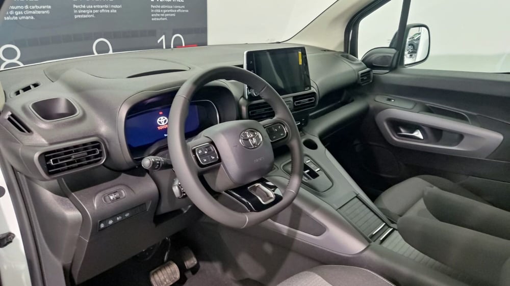 Toyota Proace City Verso Electric nuova a Vicenza (14)