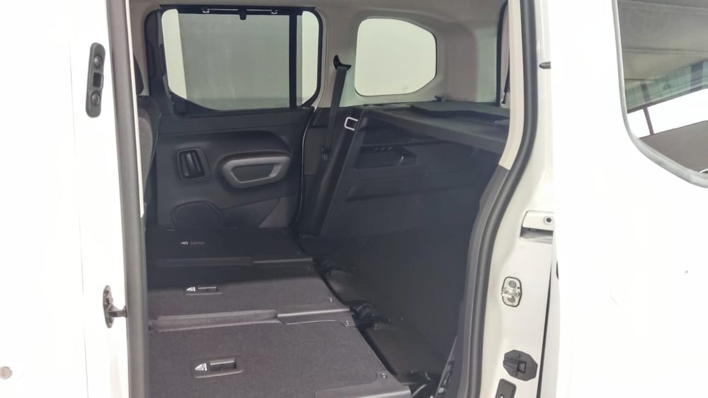 Toyota Proace City Verso Electric nuova a Vicenza (17)