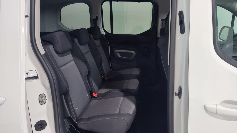 Toyota Proace City Verso Electric nuova a Vicenza (20)