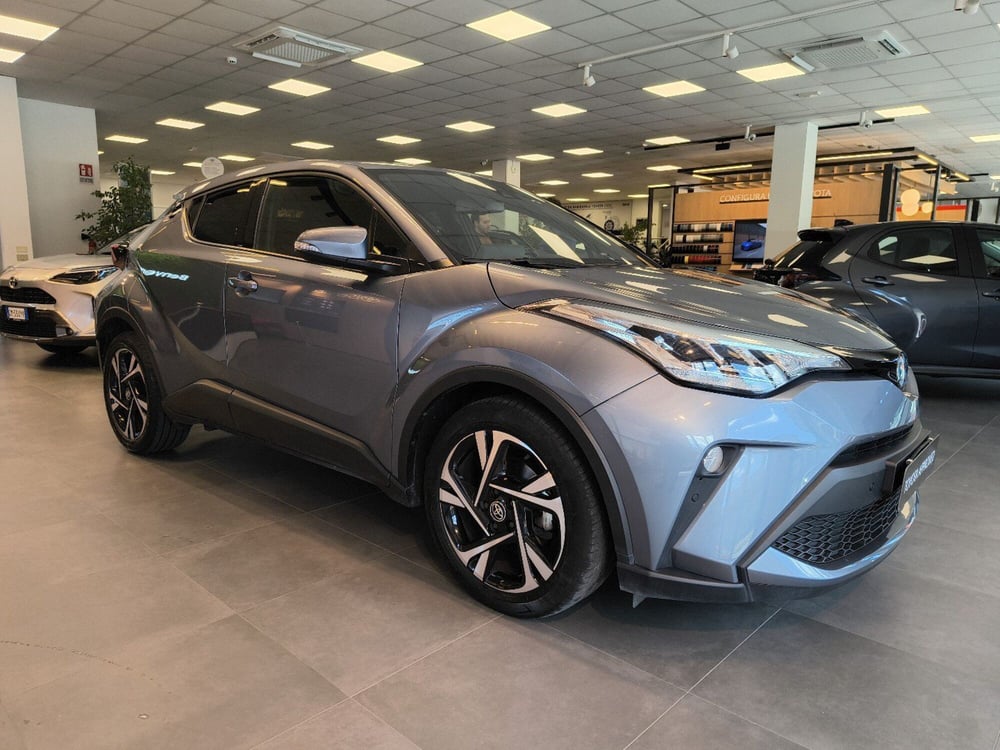 Toyota Toyota C-HR usata a Catanzaro (8)