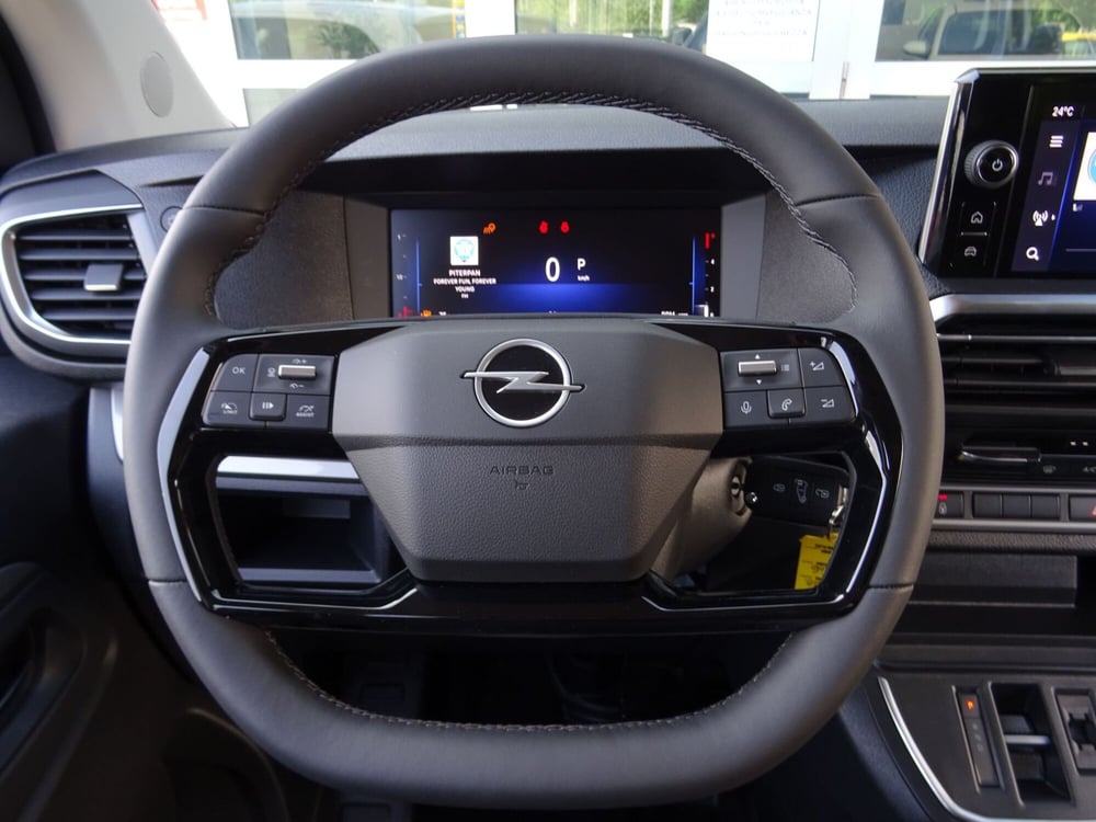 Opel Zafira Life nuova a Venezia (13)