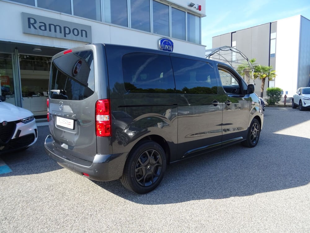 Opel Zafira Life nuova a Venezia (3)