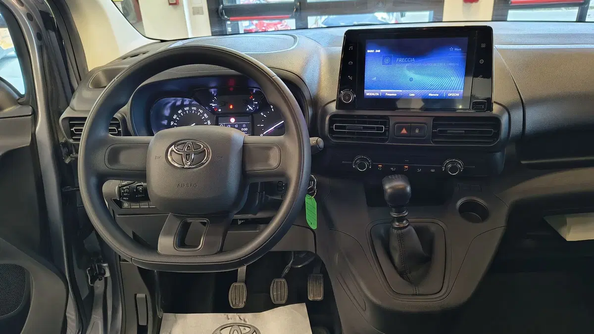 Toyota Proace City Verso usata a Catanzaro (11)