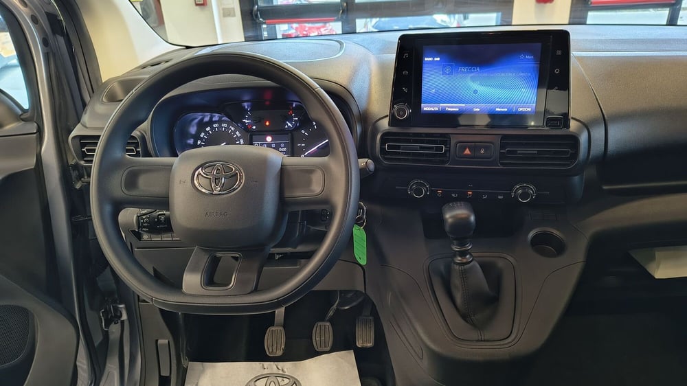 Toyota Proace City Verso usata a Catanzaro (11)