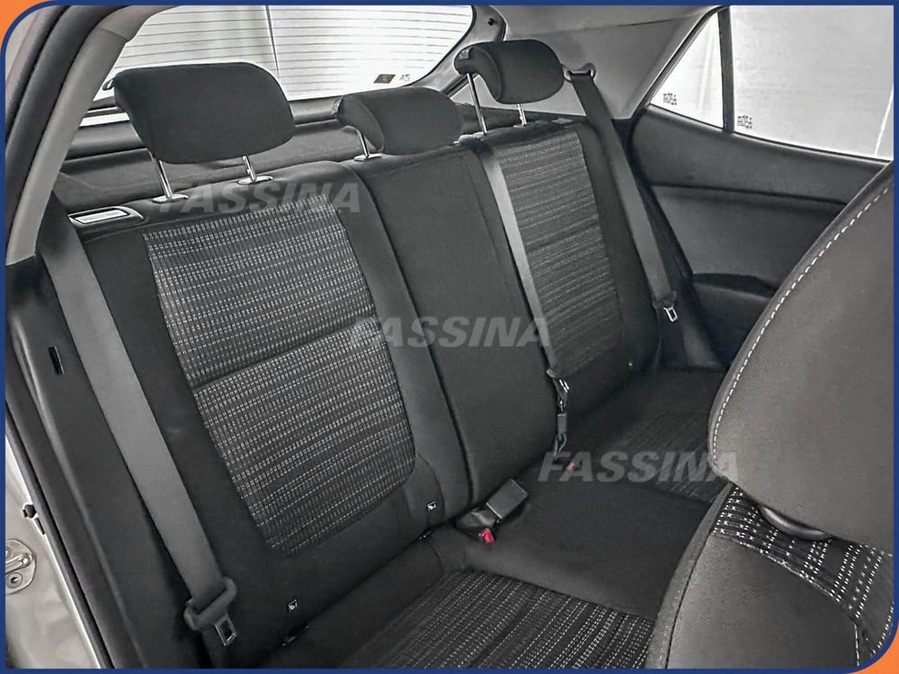 Kia Stonic usata a Milano (12)
