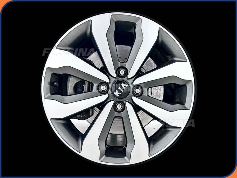 Kia Stonic usata a Milano (7)