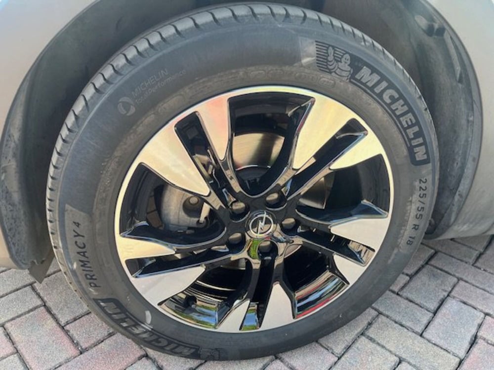 Opel Grandland X usata a Brescia (12)