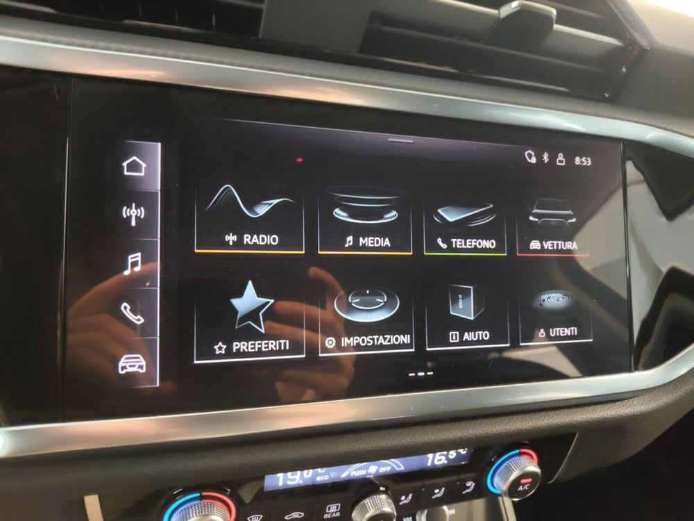 Audi Q3 Sportback nuova a Modena (10)