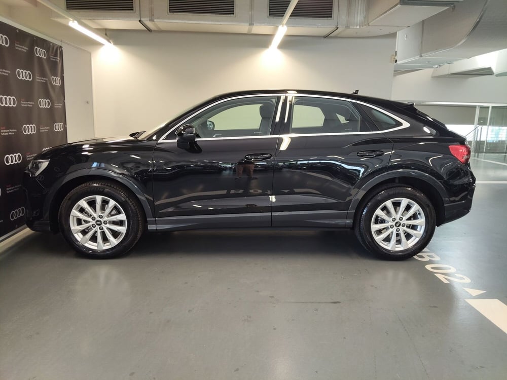 Audi Q3 Sportback nuova a Modena (3)
