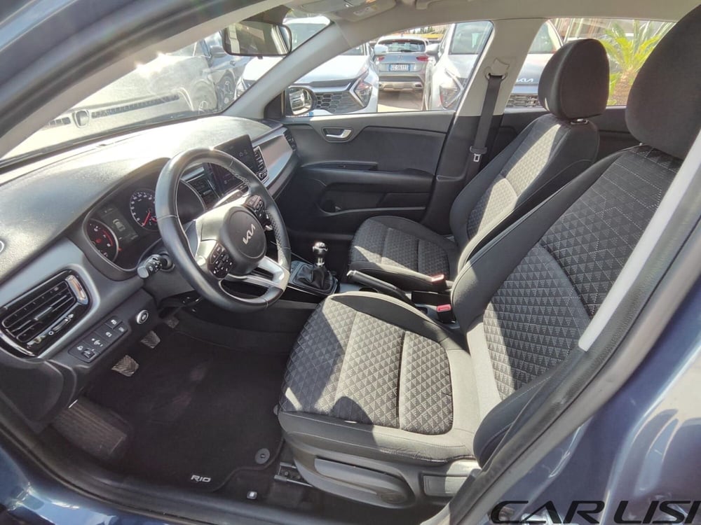 Kia Rio usata a Foggia (11)