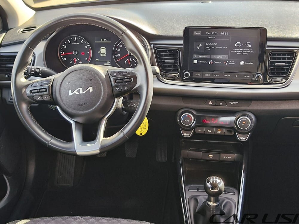 Kia Rio usata a Foggia (9)