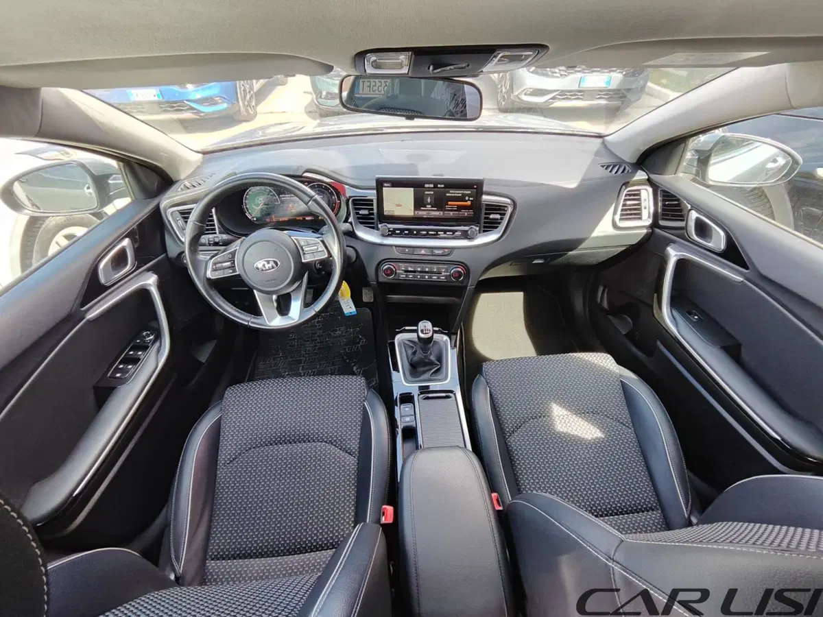 Kia XCeed usata a Foggia (10)
