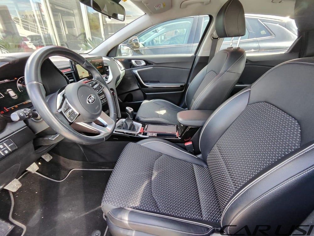 Kia XCeed usata a Foggia (9)