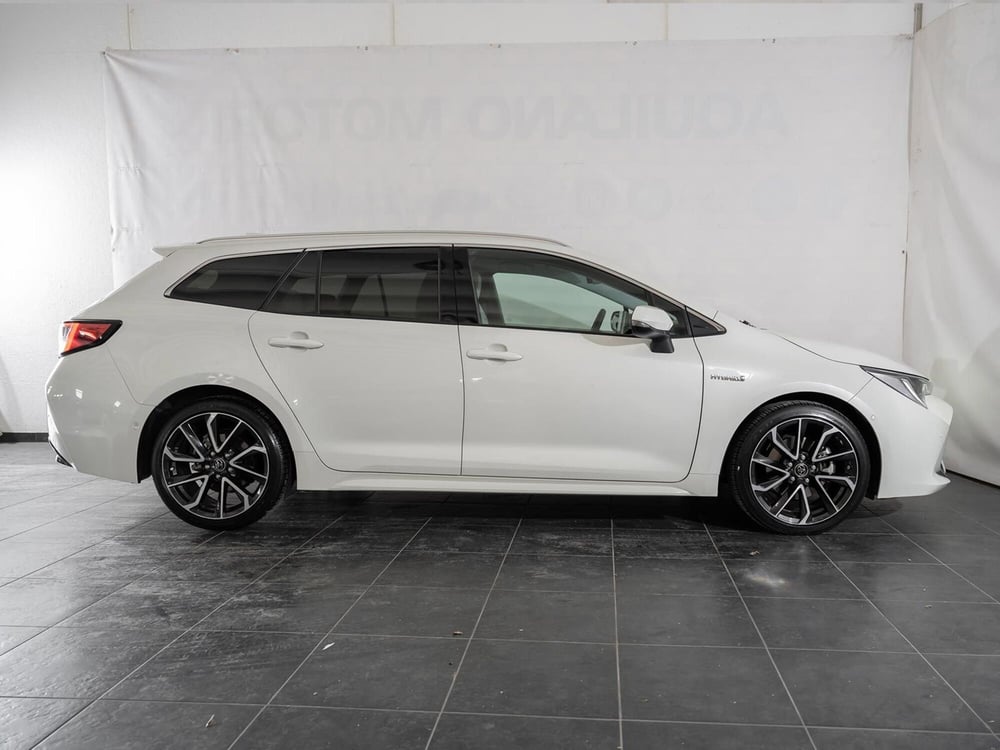 Toyota Corolla Touring Sports usata a Foggia (14)
