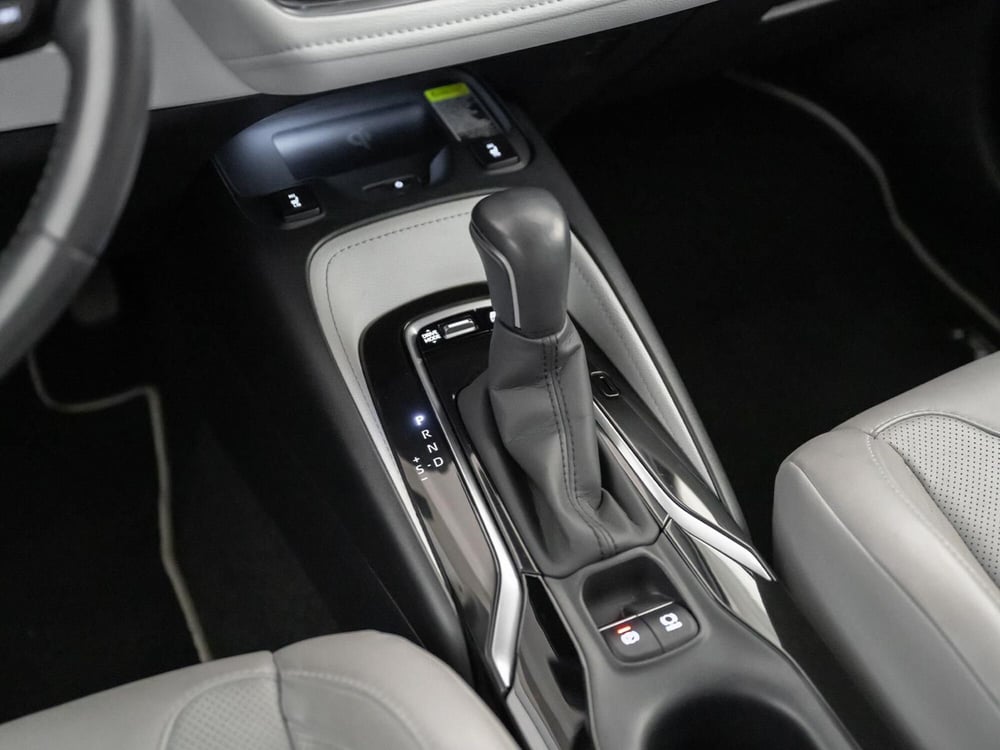 Toyota Corolla Touring Sports usata a Foggia (18)