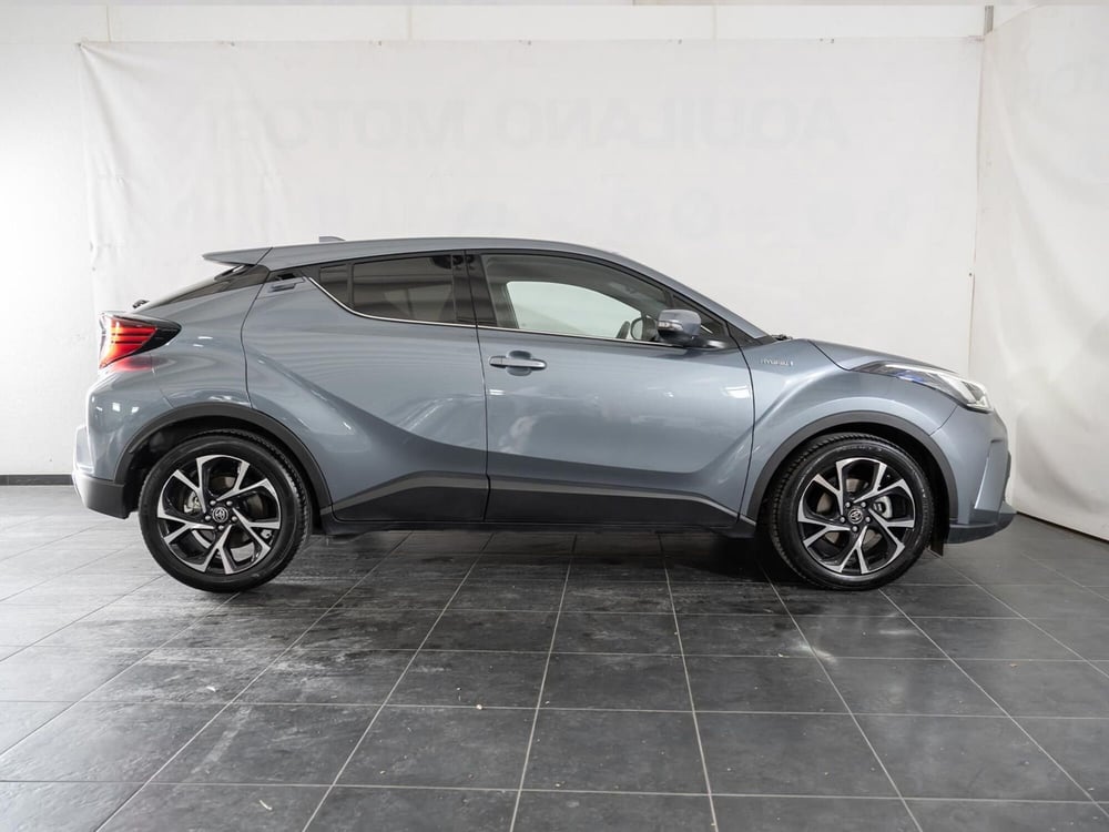 Toyota Toyota C-HR usata a Foggia (14)