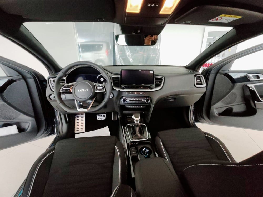 Kia ProCeed nuova a Arezzo (10)
