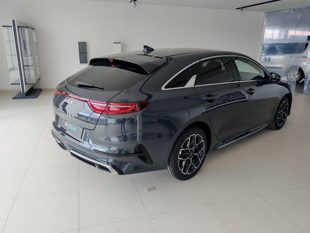 Kia ProCeed nuova a Arezzo (7)