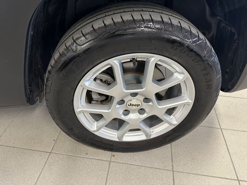 Jeep Renegade usata a Arezzo (17)