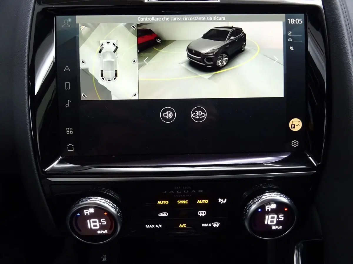 Jaguar E-Pace usata a Como (11)