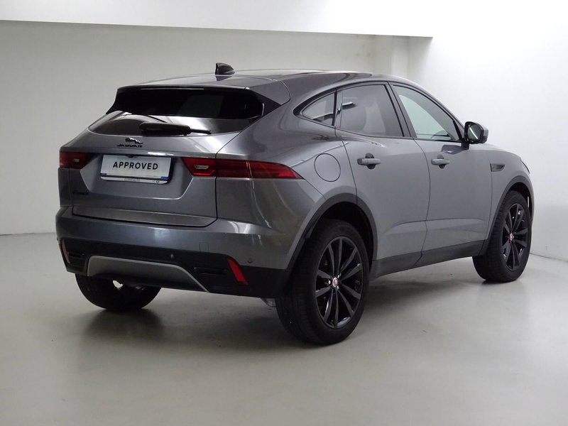 Jaguar E-Pace usata a Como (2)