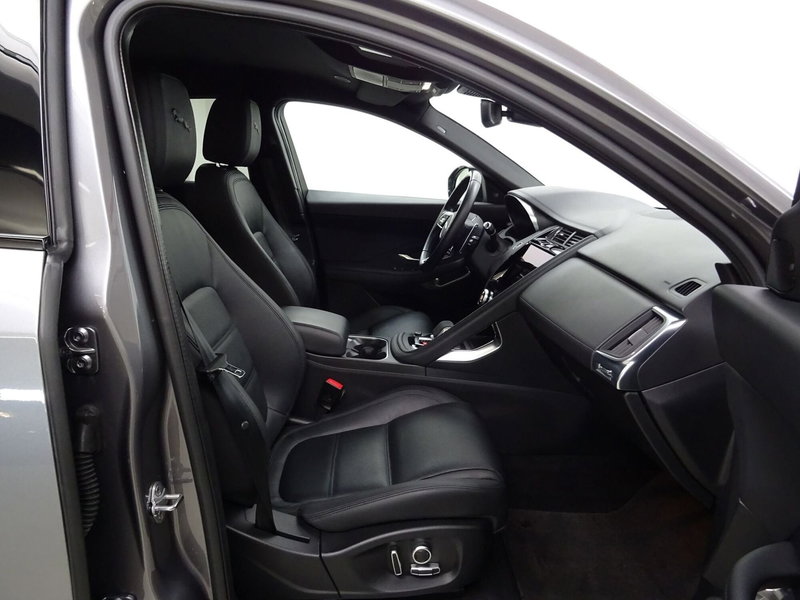 Jaguar E-Pace usata a Como (3)