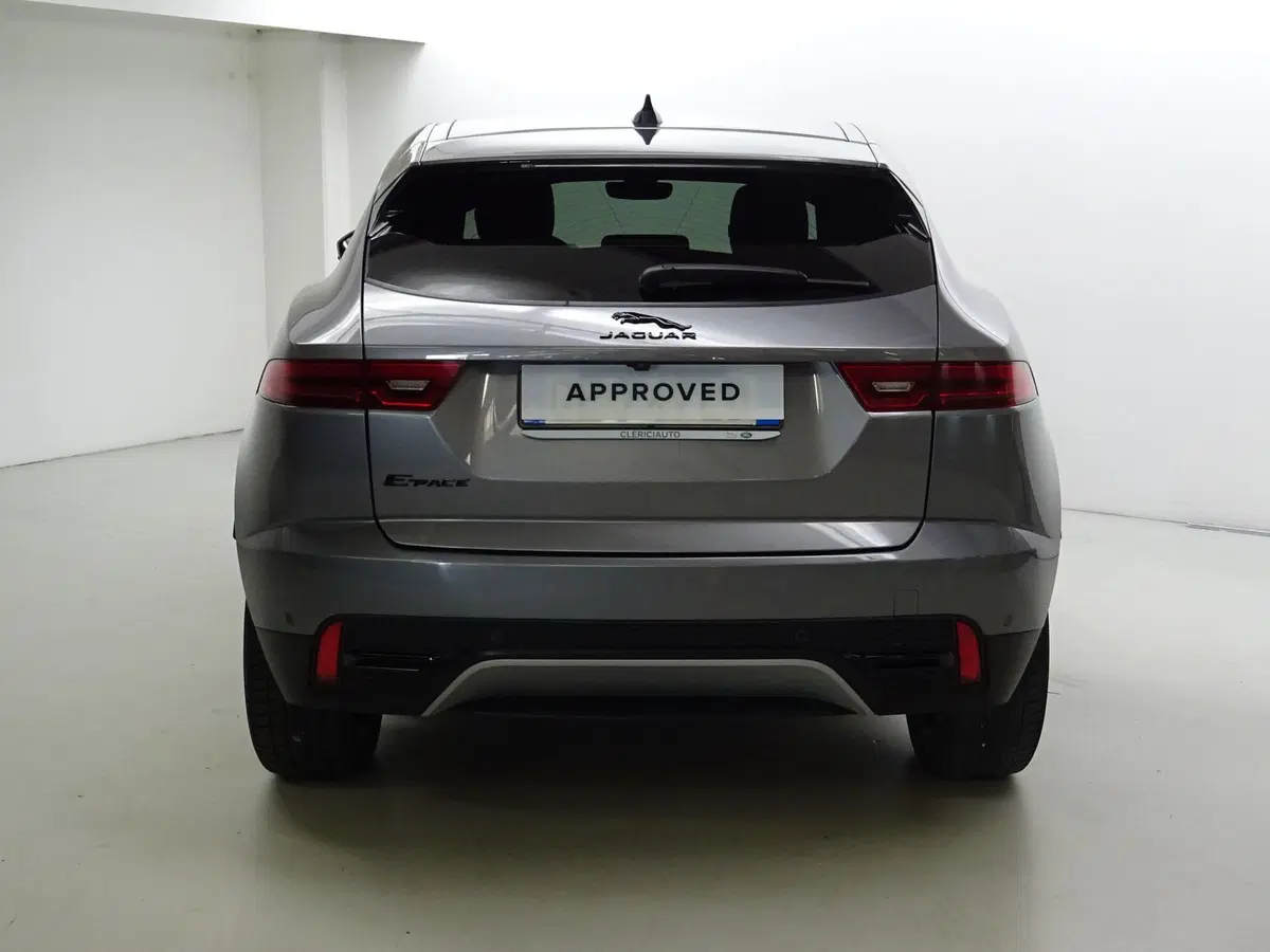 Jaguar E-Pace usata a Como (7)