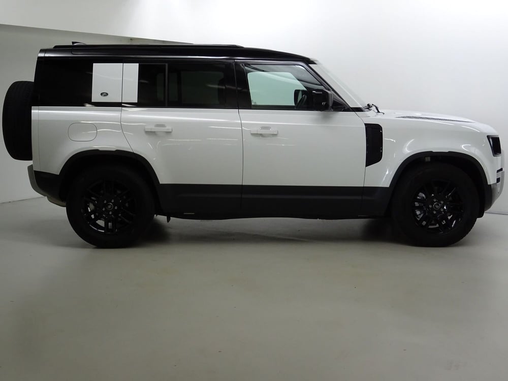 Land Rover Defender usata a Como (6)