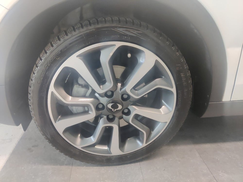 Ssangyong Tivoli usata a Arezzo (9)