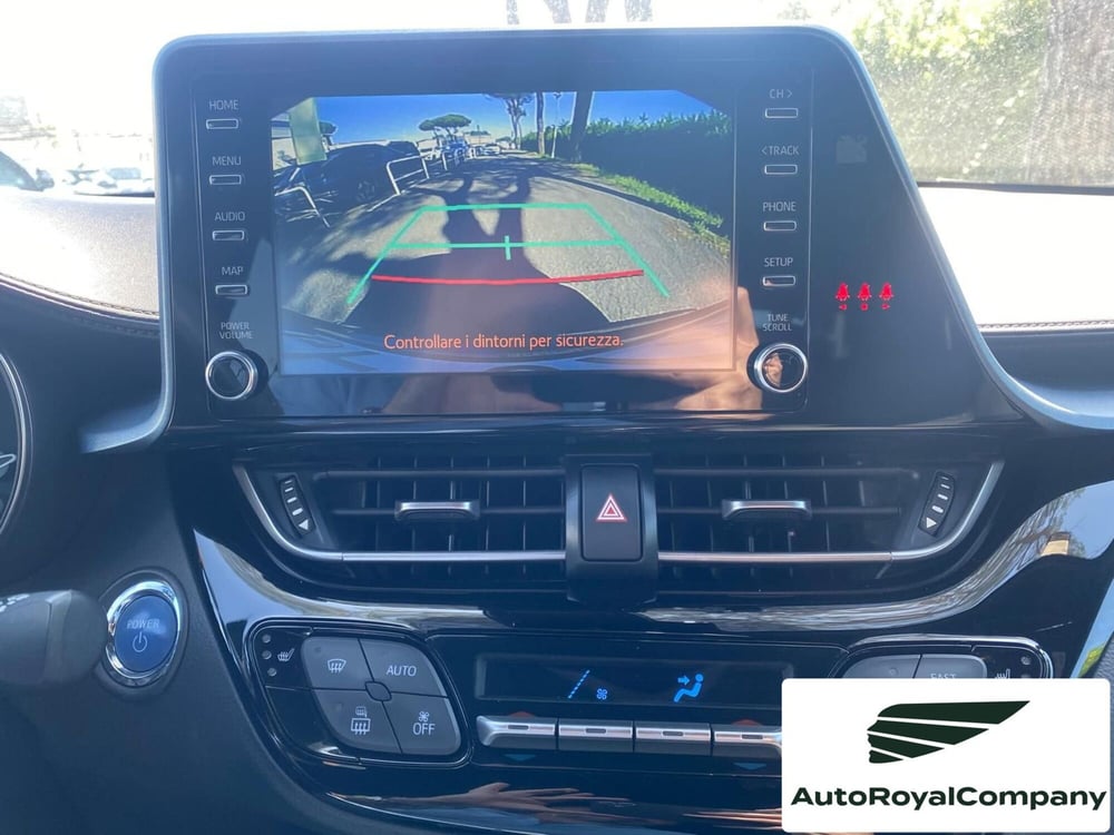 Toyota Toyota C-HR usata a Roma (8)