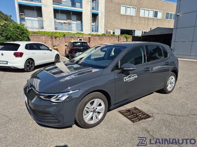 Volkswagen Golf Variant 1.0 eTSI EVO DSG Life nuova a Lainate