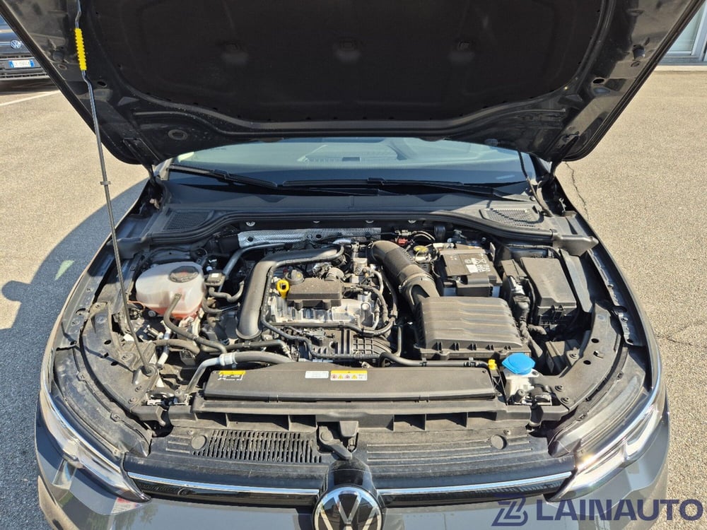 Volkswagen Golf Variant nuova a Milano (12)