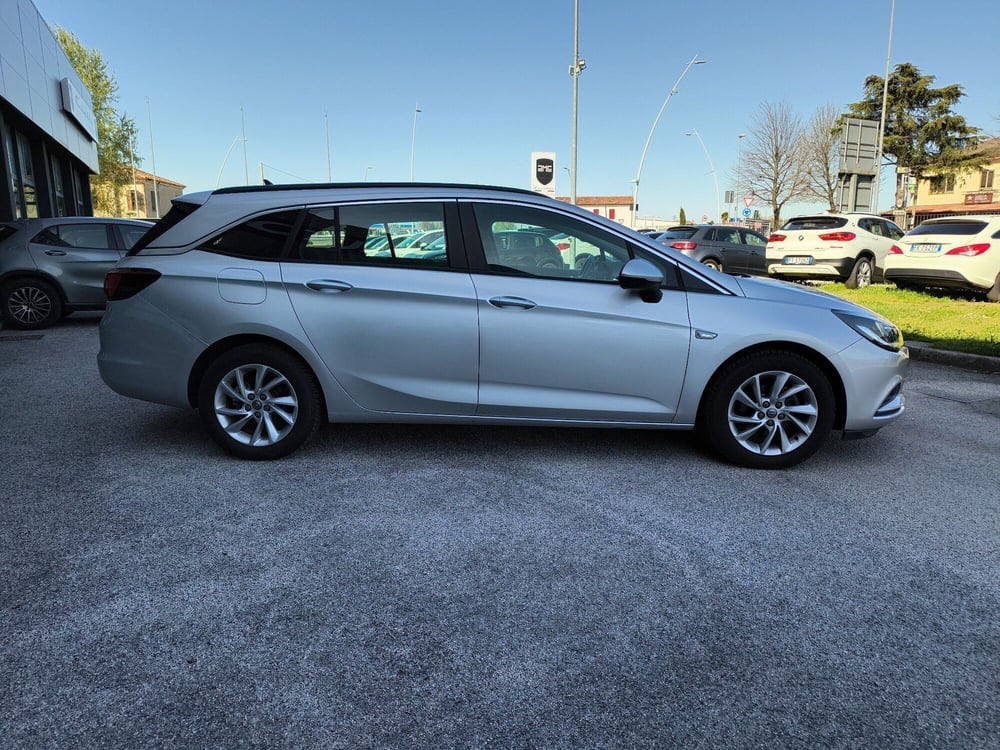 Opel Astra Station Wagon usata a Padova (8)