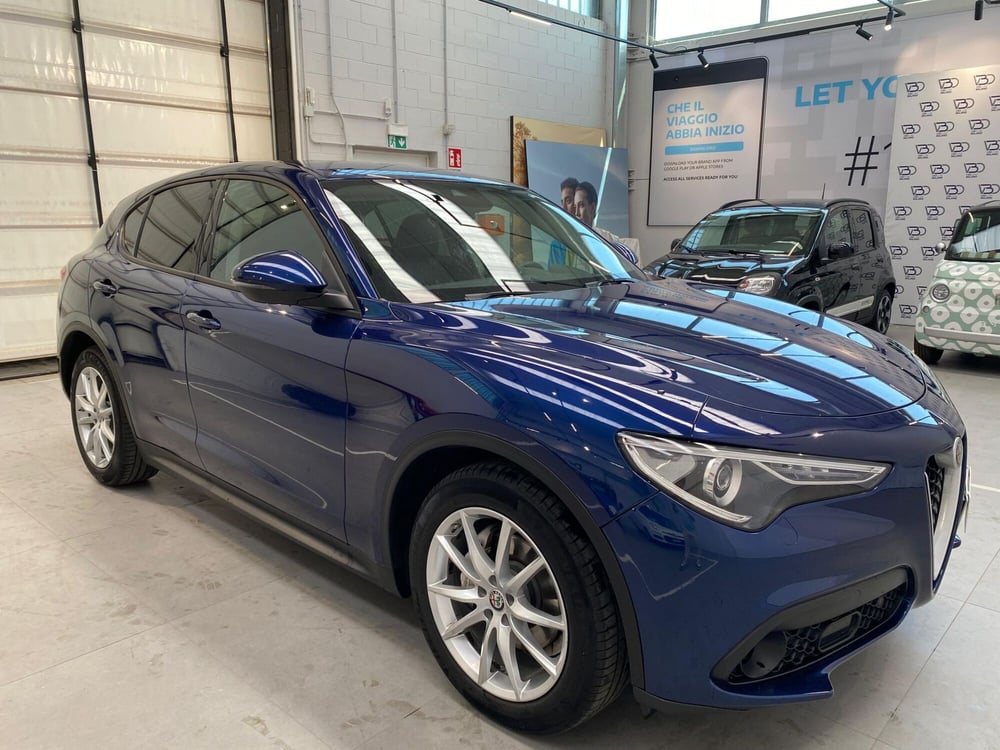 Alfa Romeo Stelvio usata a Milano (7)