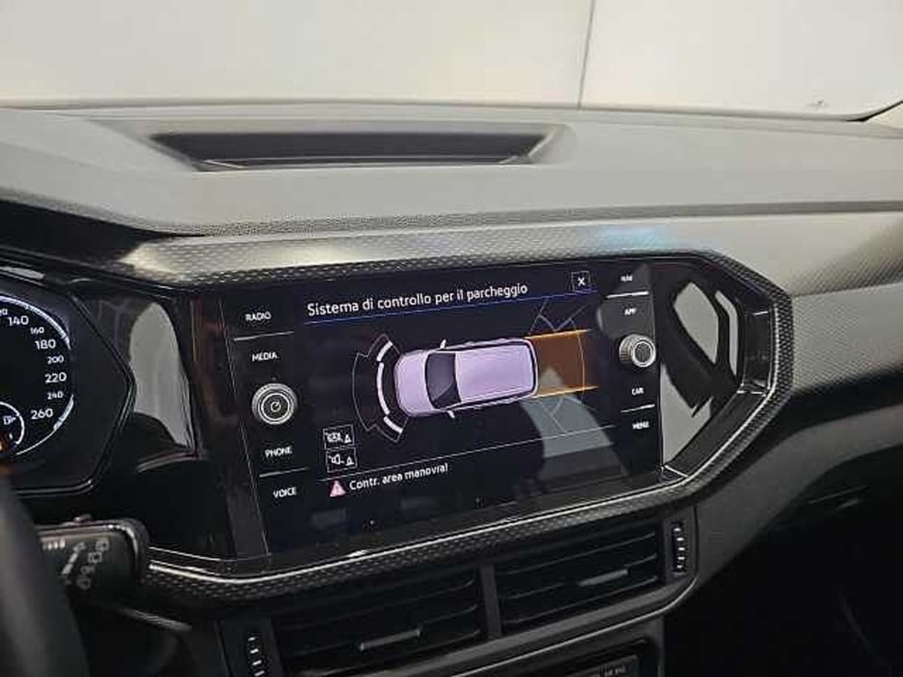 Volkswagen T-Cross usata a Lecco (18)