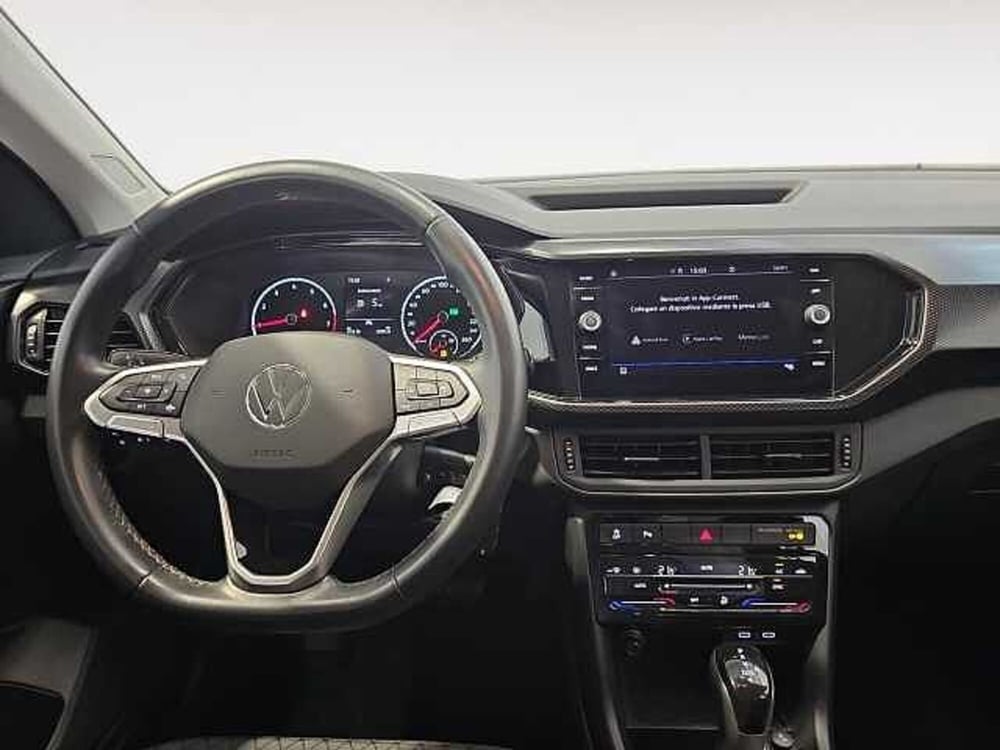 Volkswagen T-Cross usata a Lecco (9)