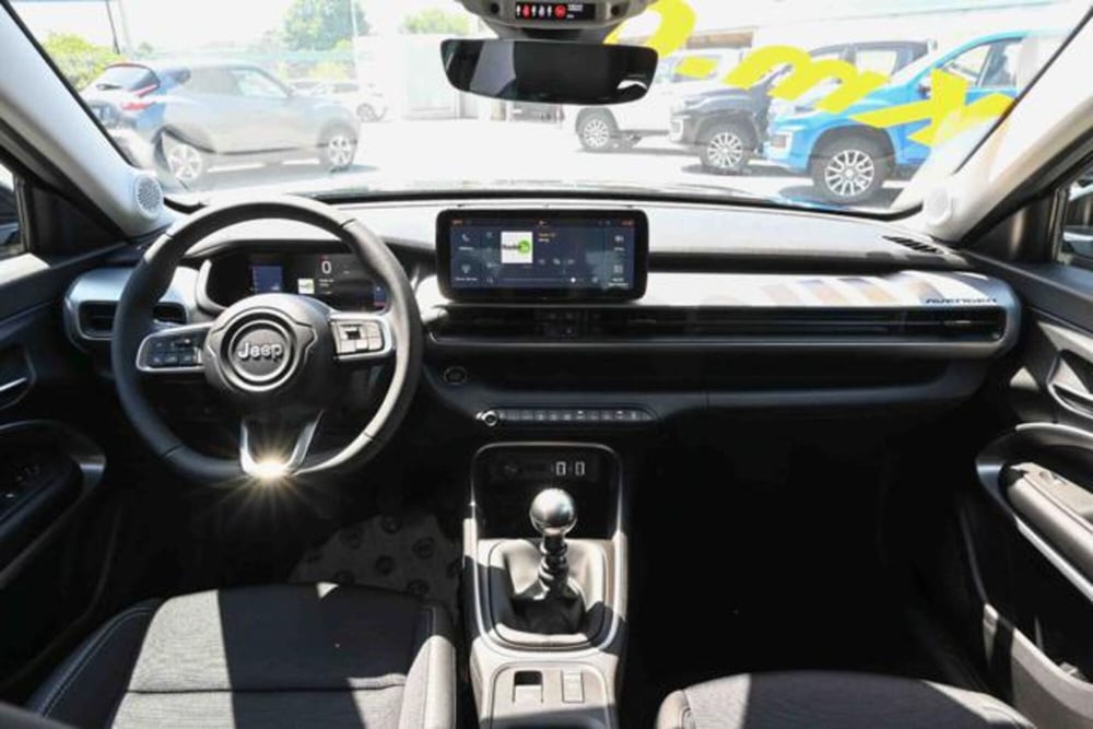 Jeep Avenger nuova a Torino (11)