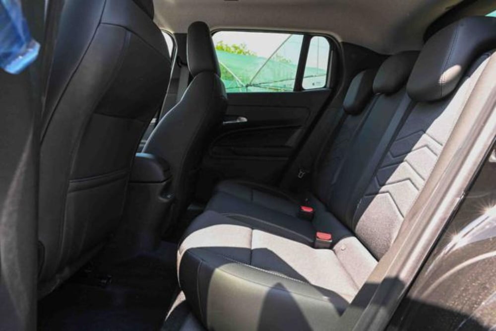 Jeep Avenger nuova a Torino (15)