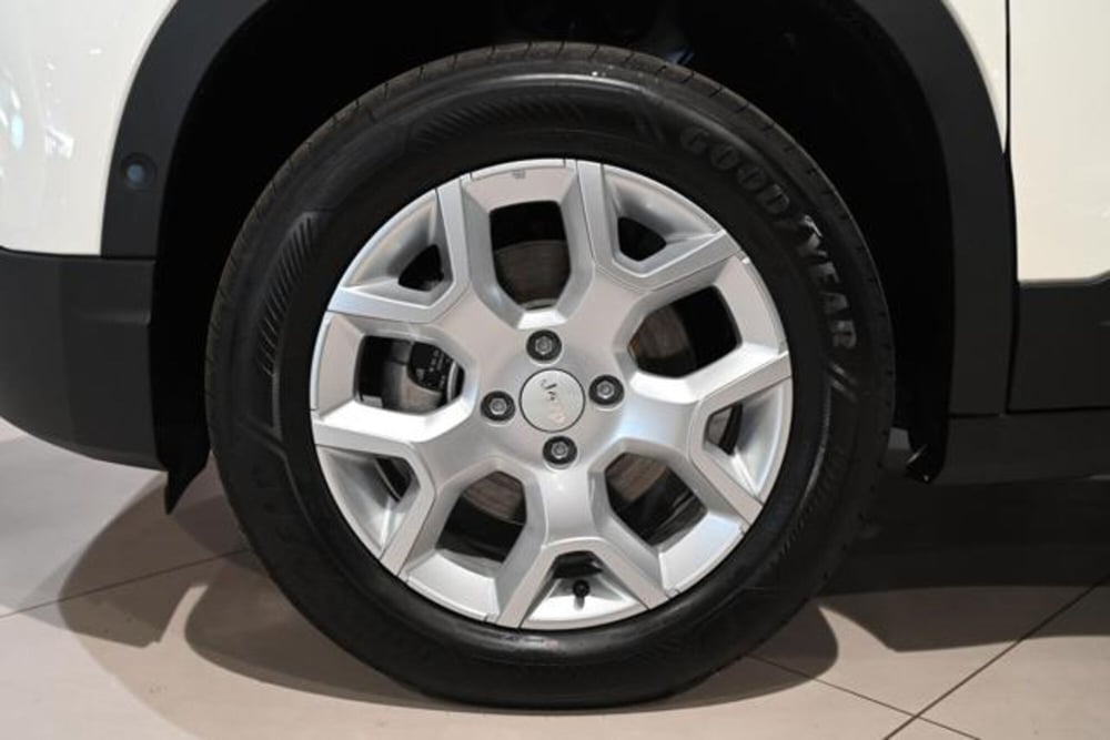 Jeep Avenger nuova a Torino (10)