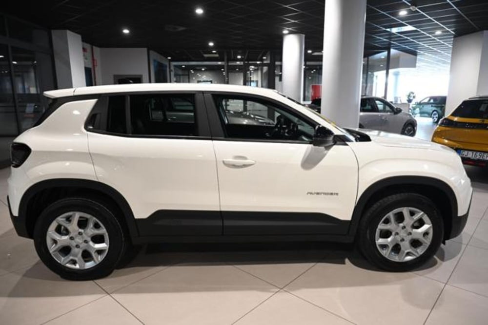 Jeep Avenger nuova a Torino (4)