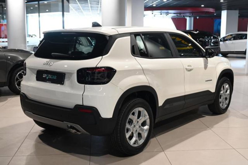 Jeep Avenger nuova a Torino (5)