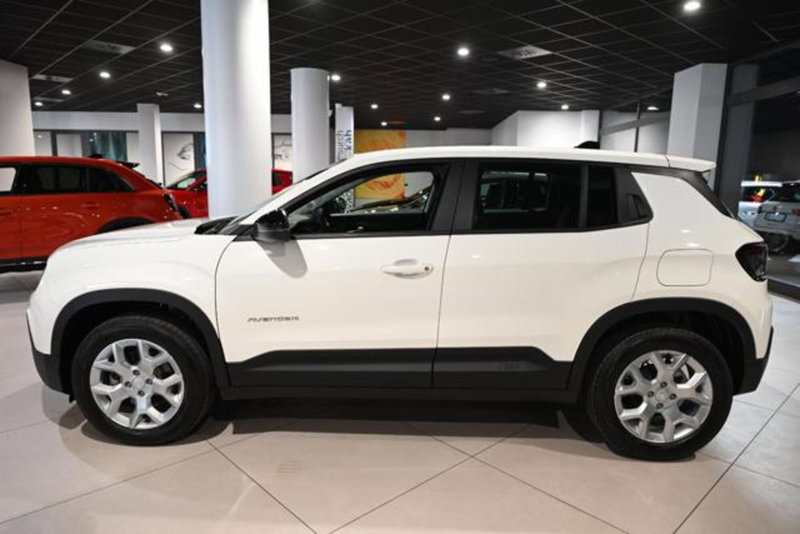 Jeep Avenger nuova a Torino (8)