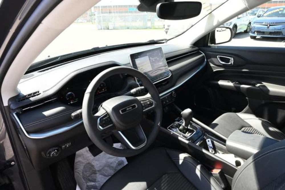 Jeep Compass nuova a Torino (13)
